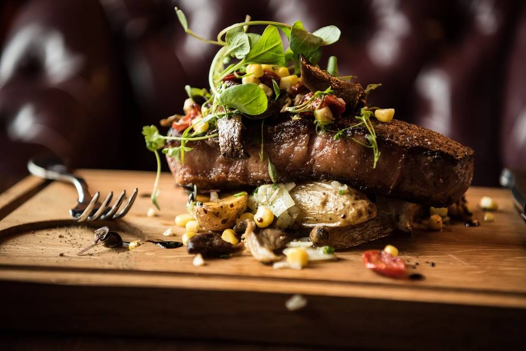 Autograph Brasserie | restaurant | 503 W Lancaster Ave, Wayne, PA 19087, USA | 6109642588 OR +1 610-964-2588