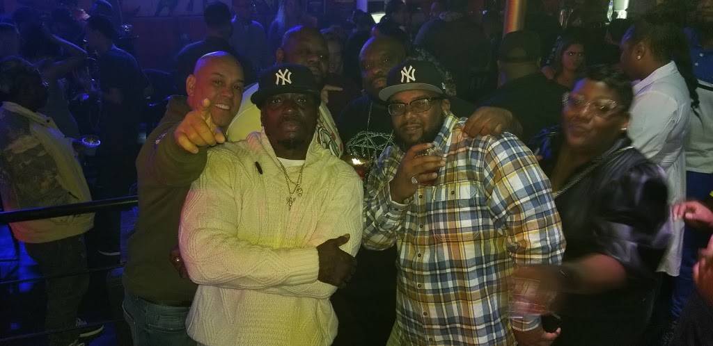 Lavoo Cafe | restaurant | 224-13 Union Tpke, Oakland Gardens, NY 11364, USA | 3472513840 OR +1 347-251-3840