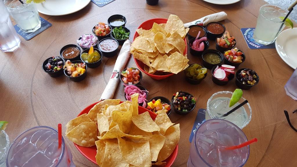 Rockin Baja Lobster - Old Town | restaurant | 3890 Twiggs St, San Diego, CA 92110, USA | 6192600305 OR +1 619-260-0305