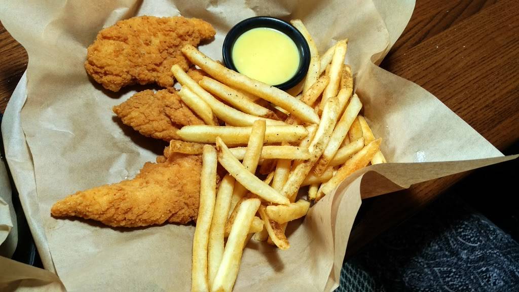 TGI Fridays | restaurant | 500 Ocean Dr, Miami Beach, FL 33139, USA | 3056738443 OR +1 305-673-8443