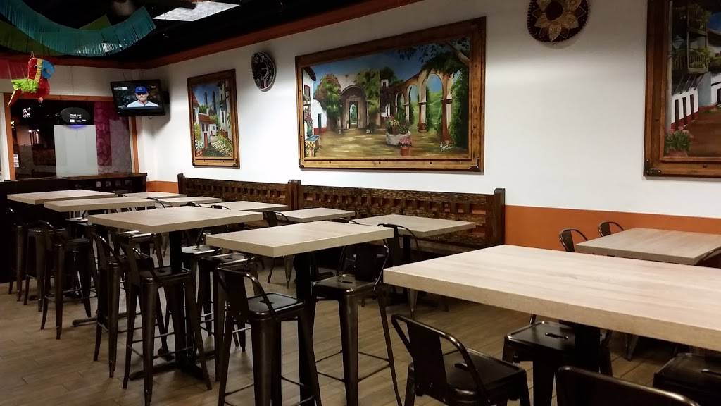 Sombrero Mexican Food | restaurant | 11040 Rancho Carmel Dr #5, San Diego, CA 92128, USA | 8584513367 OR +1 858-451-3367