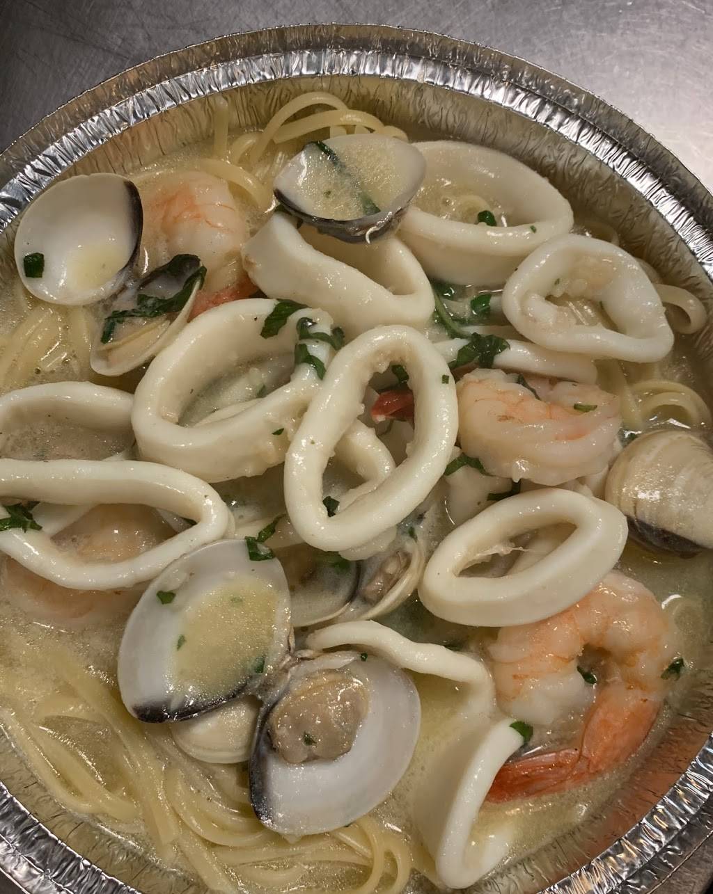 Rudis Pizza | restaurant | 3930 Hypoluxo Rd, Boynton Beach, FL 33436, USA | 5614349991 OR +1 561-434-9991