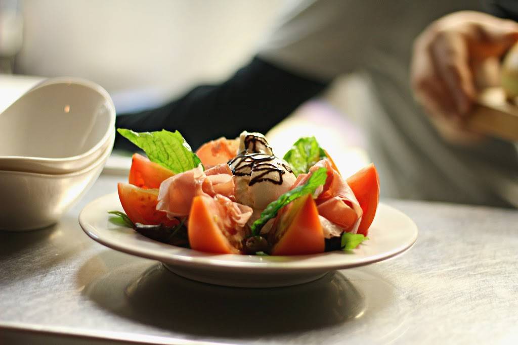 Leones Italian | restaurant | 455 Granby St, Norfolk, VA 23510, USA | 7576241455 OR +1 757-624-1455