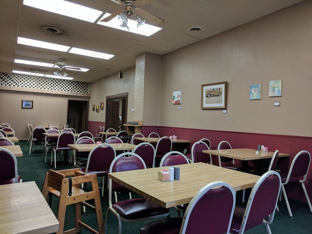 Jerrys Cafeteria & Catering | restaurant | 1920 Edison Ave, Granite City, IL 62040, USA | 6184520078 OR +1 618-452-0078