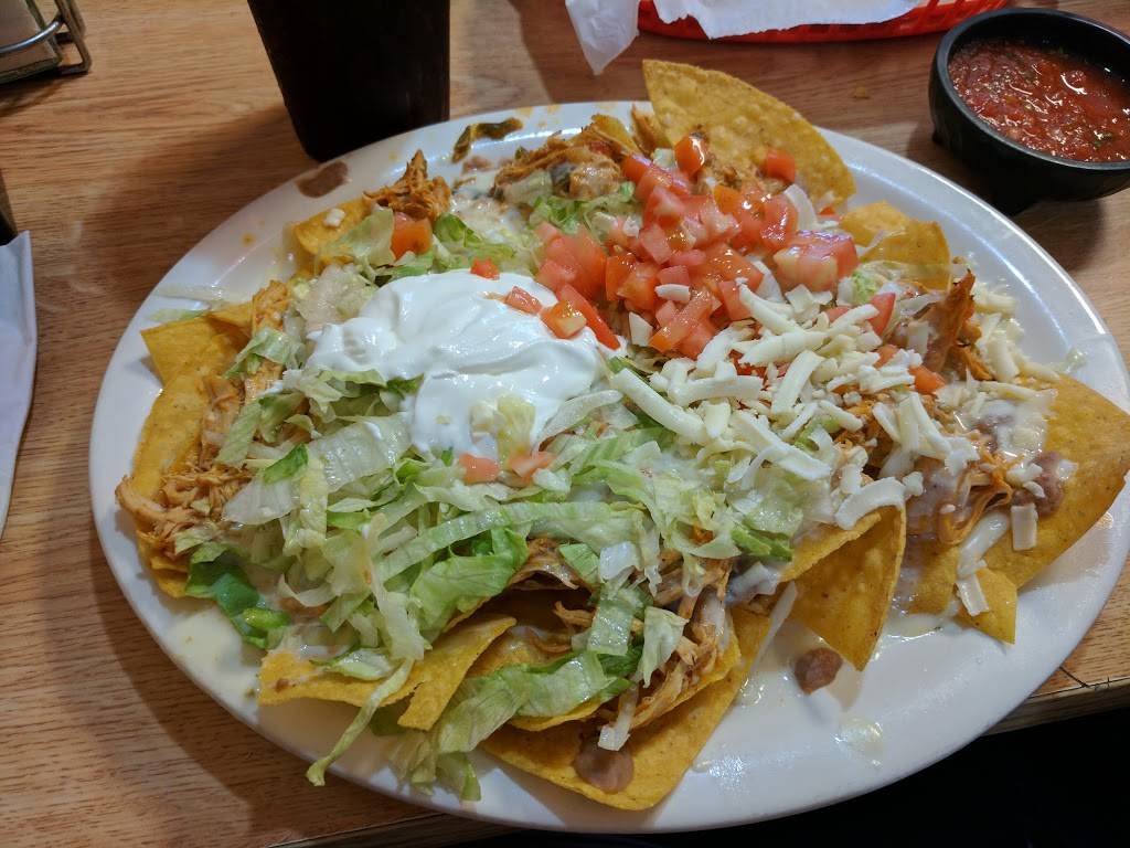 Pepes Mexican Restaurant | restaurant | 1110 S Main St, Mt Pleasant, TN 38474, USA | 9313255512 OR +1 931-325-5512
