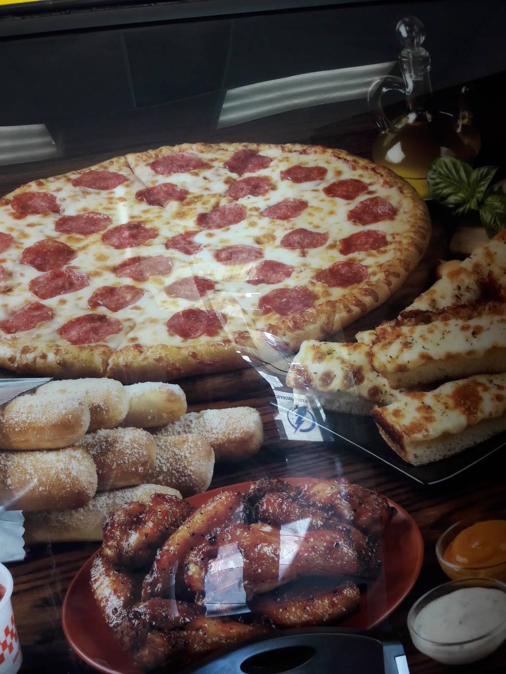 Little Caesars Pizza | meal takeaway | 4599 Bee Ridge Rd, Sarasota, FL 34233, USA | 9415526982 OR +1 941-552-6982