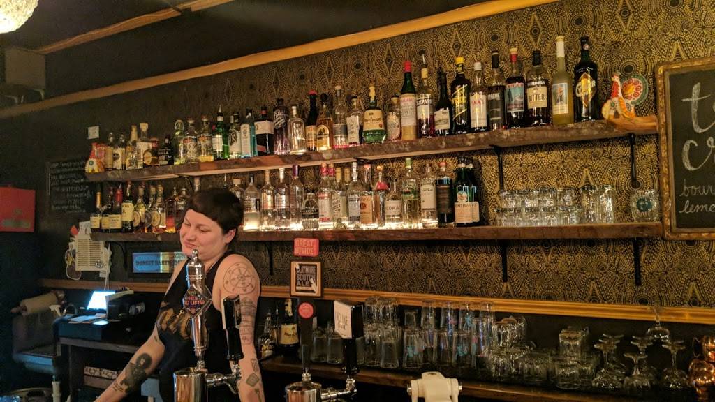 Korochka Tavern | restaurant | 12348 Lake City Way NE, Seattle, WA 98125, USA | 2064203142 OR +1 206-420-3142