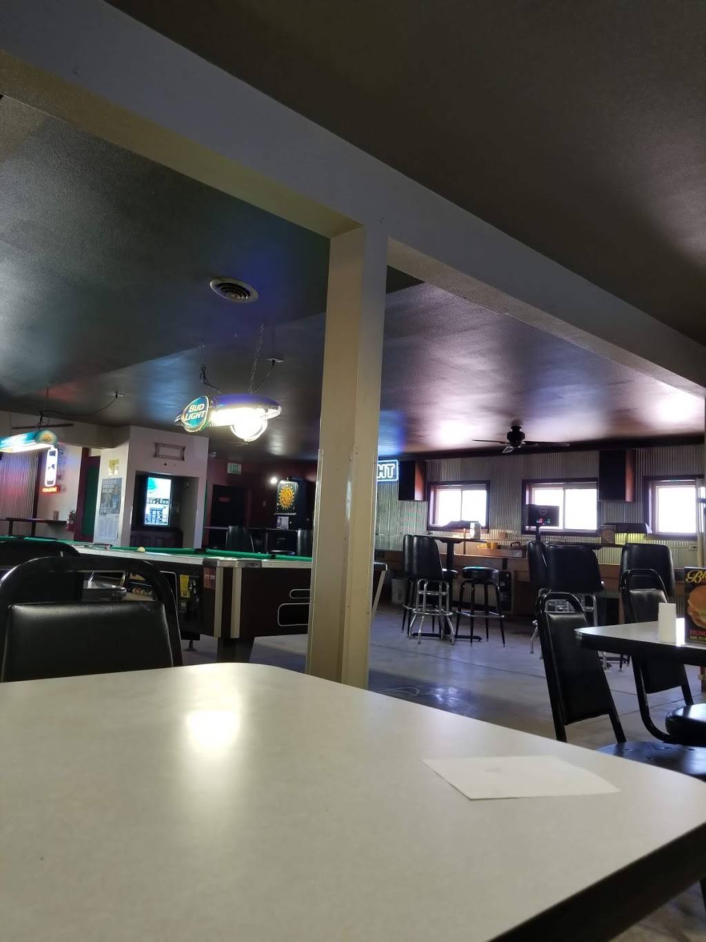 Josies Tap and Blondies Roast Beef | restaurant | 1030 E Linn St, Canton, IL 61520, USA | 3092195148 OR +1 309-219-5148