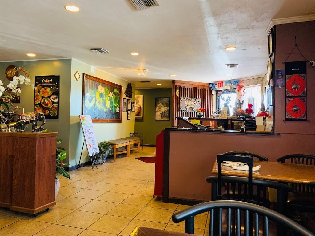 Bangkok 54 Thai Cuisine | restaurant | 2515 Nacogdoches Rd, San Antonio, TX 78217, USA | 2108225454 OR +1 210-822-5454