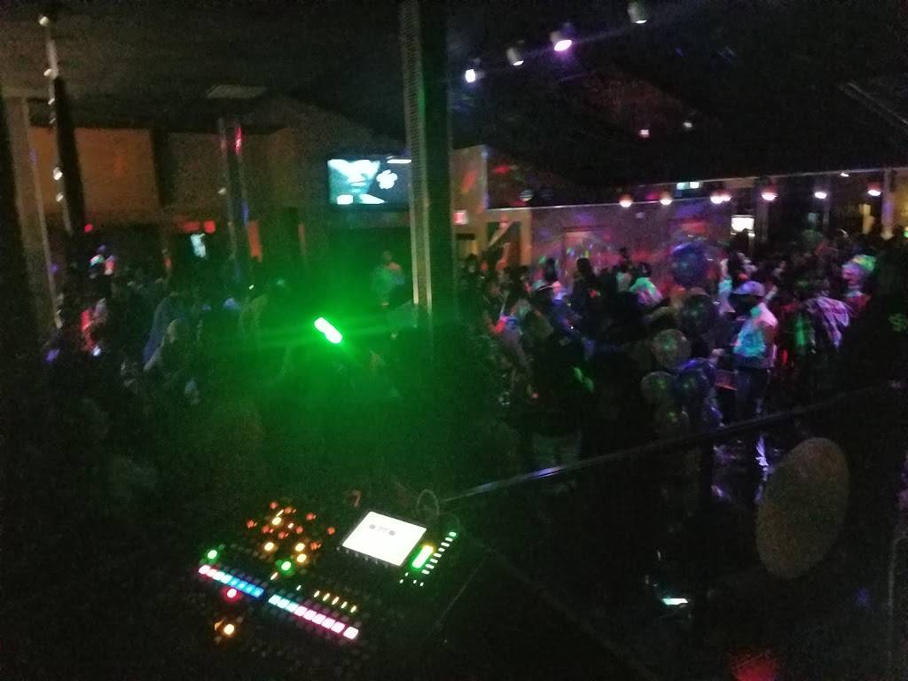 Tantrum Indianapolis | restaurant | 8215 Center Run Dr, Indianapolis, IN 46250, USA | 3175779800 OR +1 317-577-9800