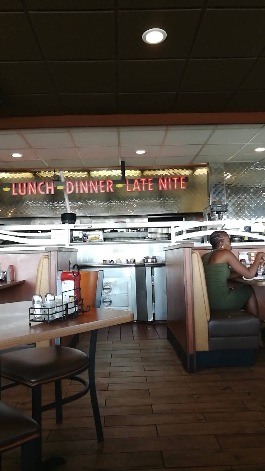 Dennys | restaurant | 8233 E R L Thornton Fwy, Dallas, TX 75228, USA | 2143278039 OR +1 214-327-8039