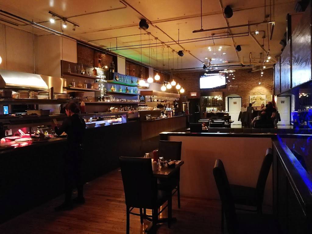 Resto La Muse | restaurant | 188 Rue Hériot, Drummondville, QC J2C 1J8, Canada | 8194714664 OR +1 819-471-4664