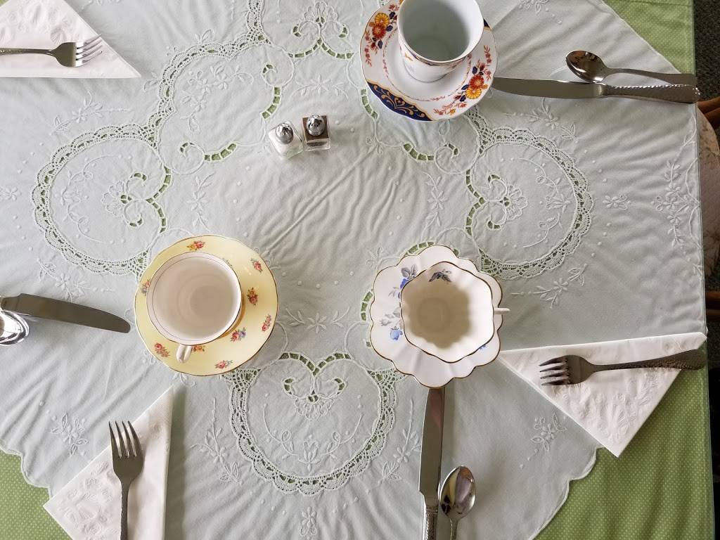 Wisteria Tea Room & Café | cafe | 2512 Second St, Fort Myers, FL 33901, USA | 2396894436 OR +1 239-689-4436