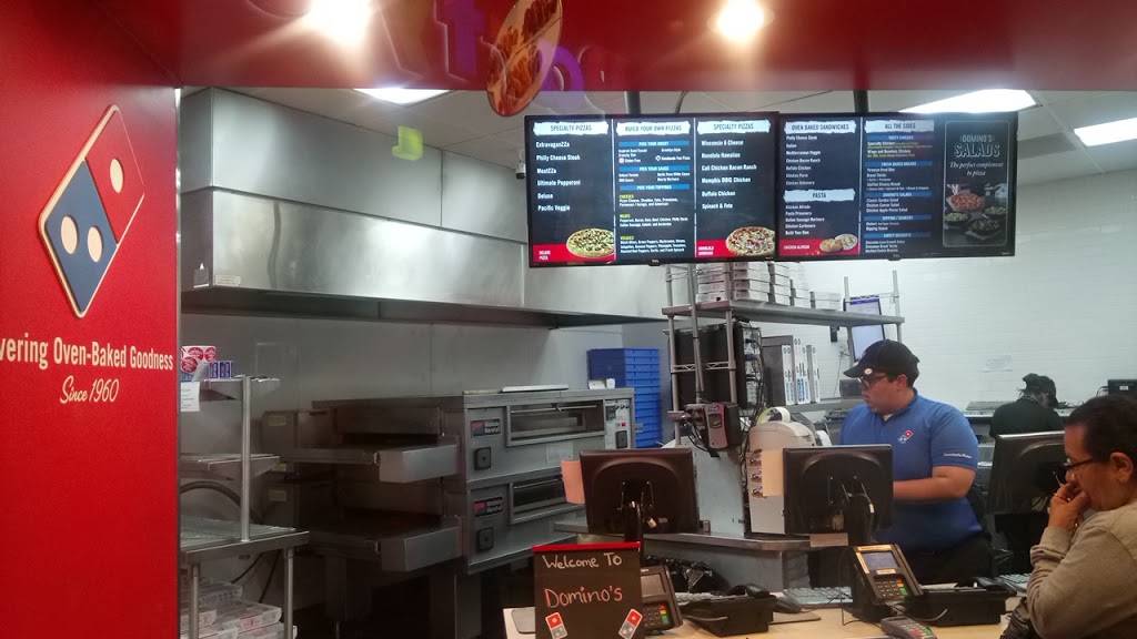 Dominos Pizza | meal delivery | 2015 N Hollywood Way, Burbank, CA 91505, USA | 8189549600 OR +1 818-954-9600