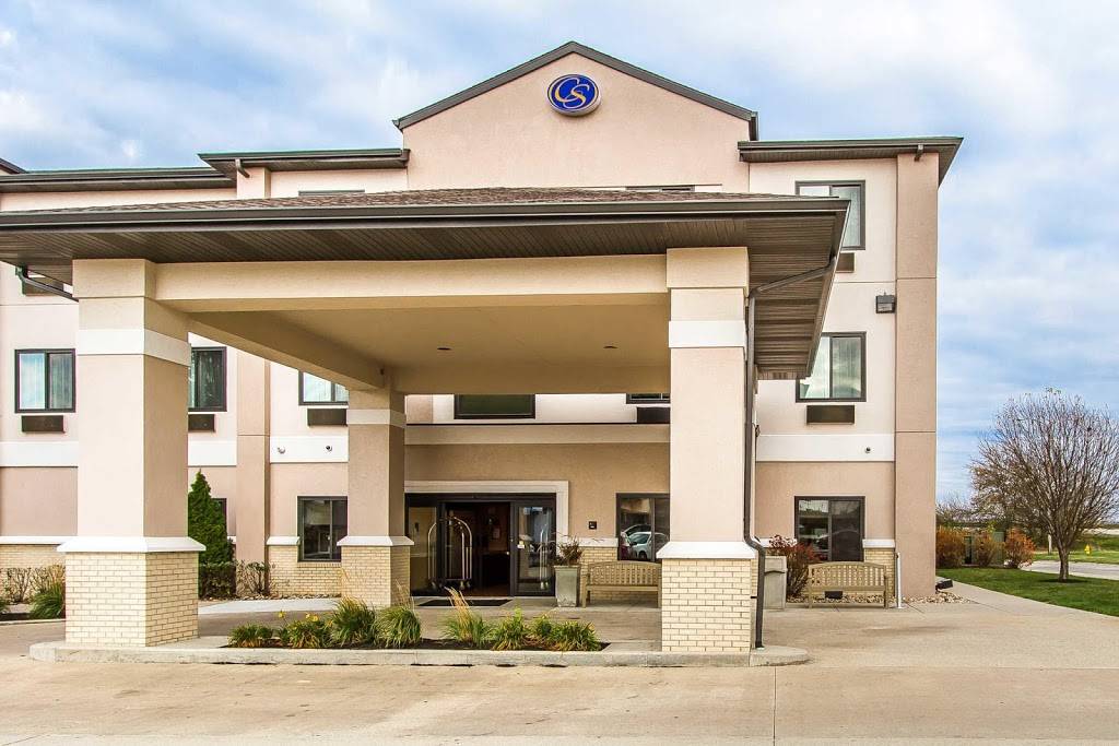 Comfort Suites | restaurant | 1408 E. Broadway, Mattoon, IL 61938, USA | 2176190480 OR +1 217-619-0480