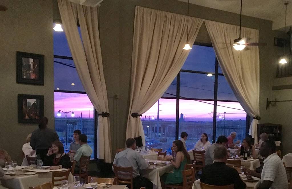 R. Davidson Chophouse | restaurant | 2330 4th St, Tuscaloosa, AL 35401, USA | 2056148782 OR +1 205-614-8782