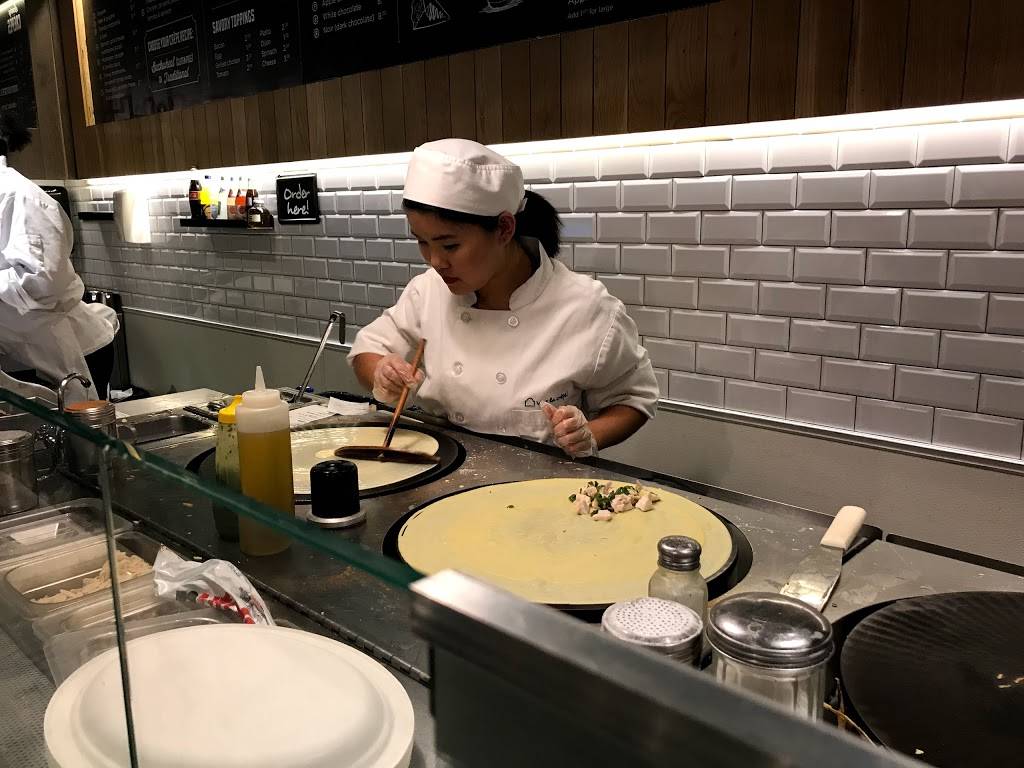 Vive la Crêpe! | restaurant | 1 W 59th St, New York, NY 10019, USA | 8552737369 OR +1 855-273-7369