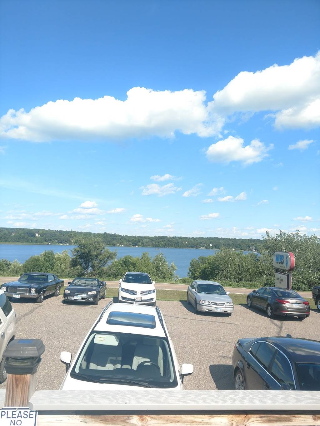 The Hub Supper Club | restaurant | 30905 Co Rd 13, Burtrum, MN 56318, USA | 3202854318 OR +1 320-285-4318