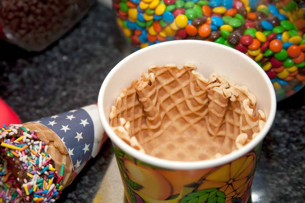 Big Olaf Creamery | restaurant | 8151 Lakewood Main St, Lakewood Ranch, FL 34202, USA | 9419070151 OR +1 941-907-0151