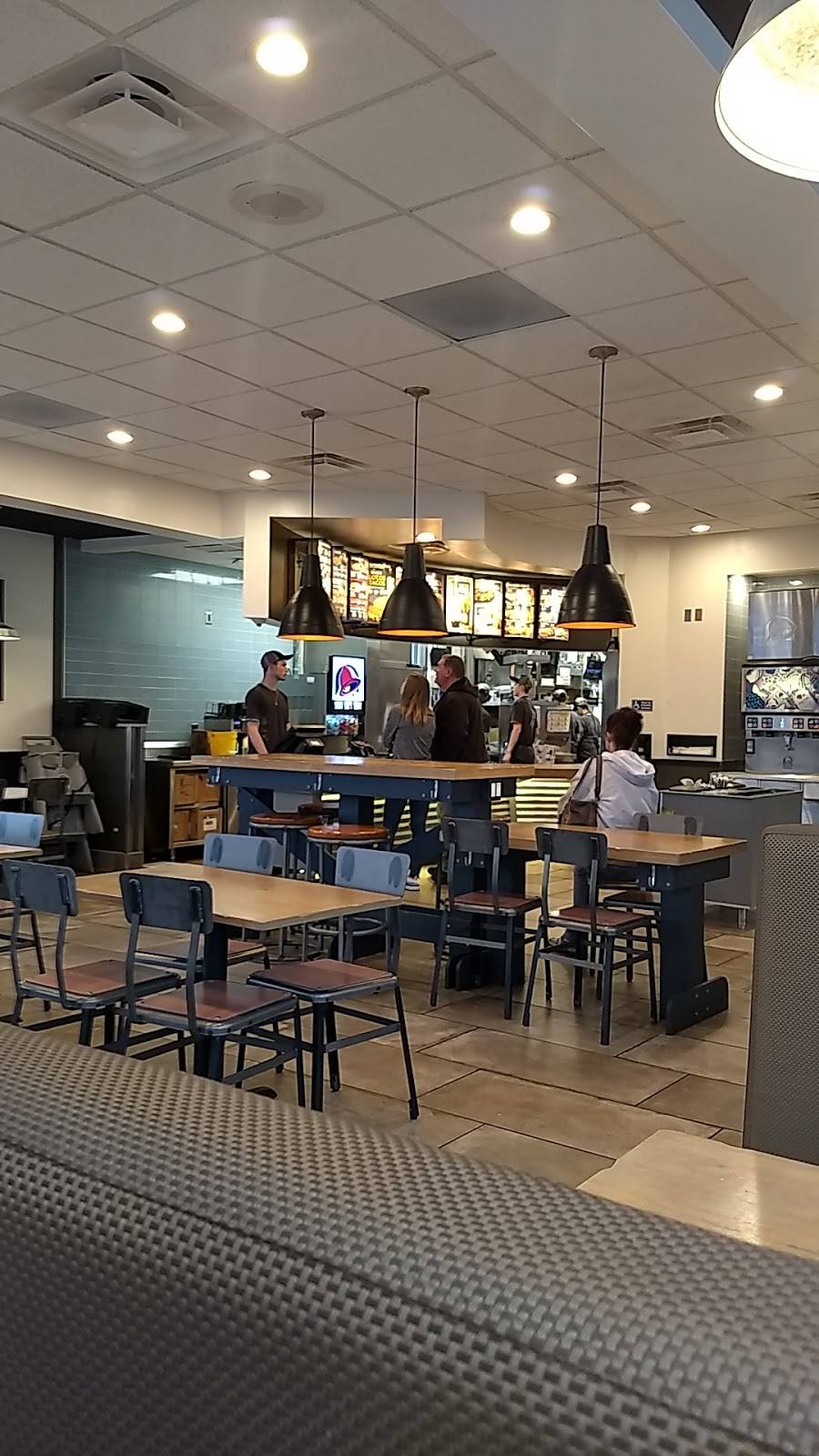 Taco Bell | meal takeaway | 1717 E Main St, Springfield, OH 45503, USA | 9373233531 OR +1 937-323-3531