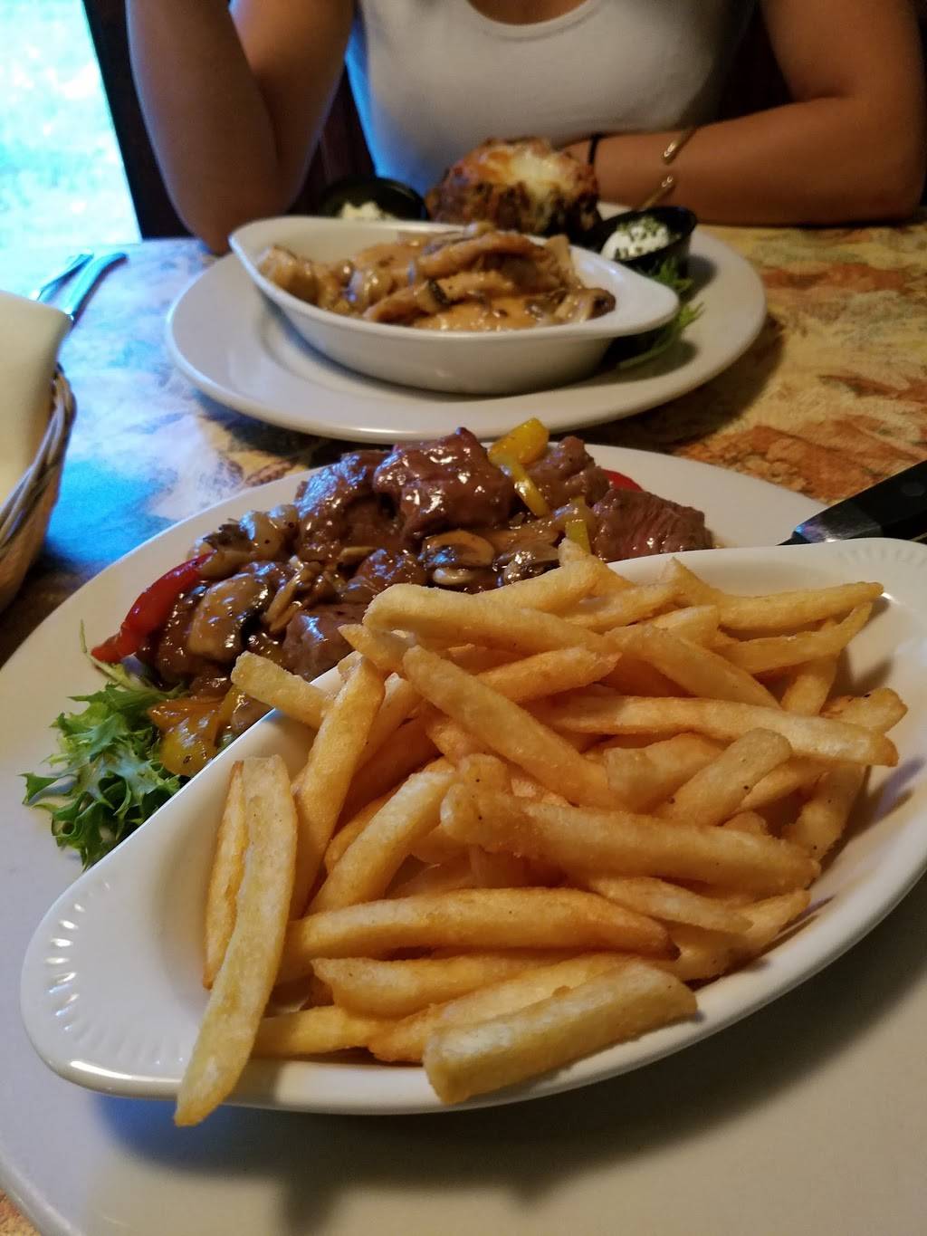 Homestead Restaurant | restaurant | 1567 Summer St, Bristol, NH 03222, USA | 6037442022 OR +1 603-744-2022