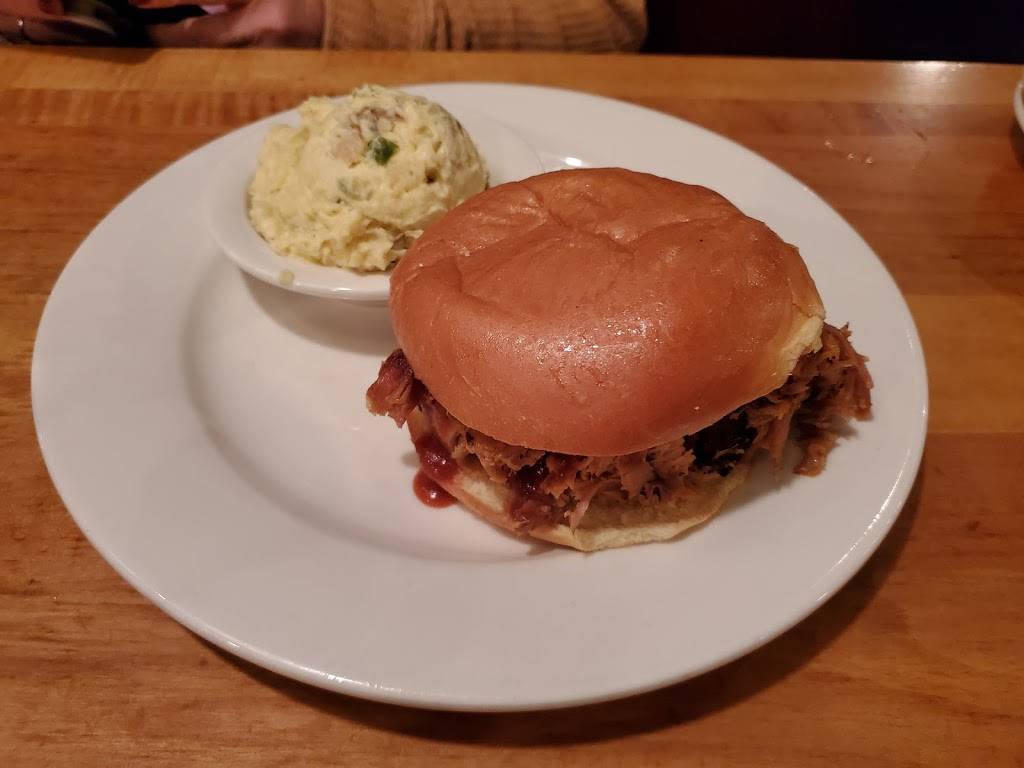 Jim N Nicks Bar-B-Q | restaurant | 295 Alabaster Blvd, Alabaster, AL 35007, USA | 2056050170 OR +1 205-605-0170