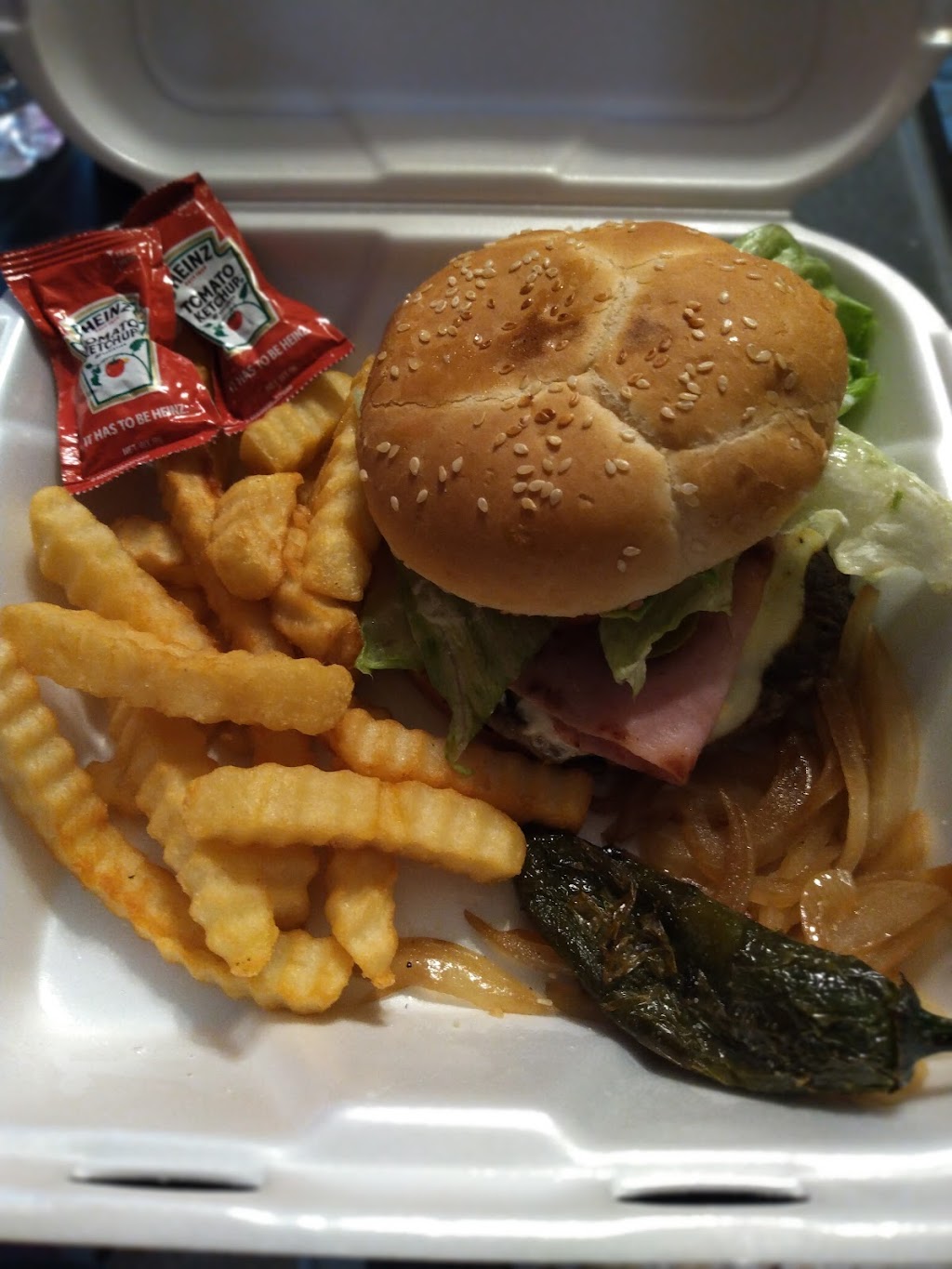 La Charrita Sigala LLC | restaurant | 745 E Pancake Blvd, Liberal, KS 67901, USA | 6204175779 OR +1 620-417-5779