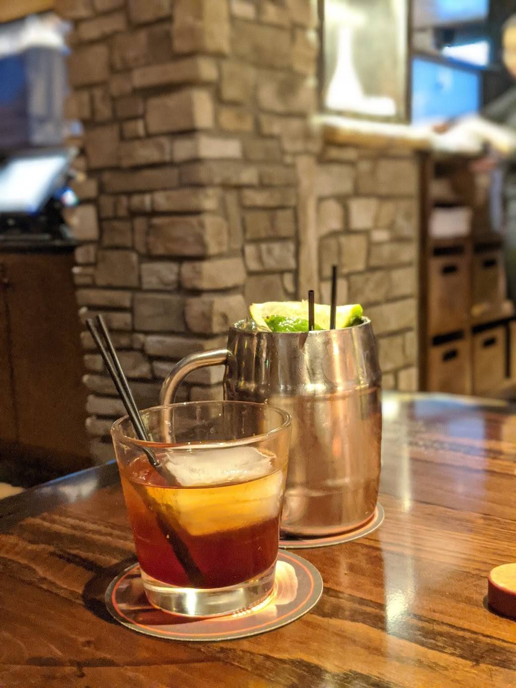 LongHorn Steakhouse | meal takeaway | 144 Wolf Rd, Albany, NY 12205, USA | 5184890193 OR +1 518-489-0193