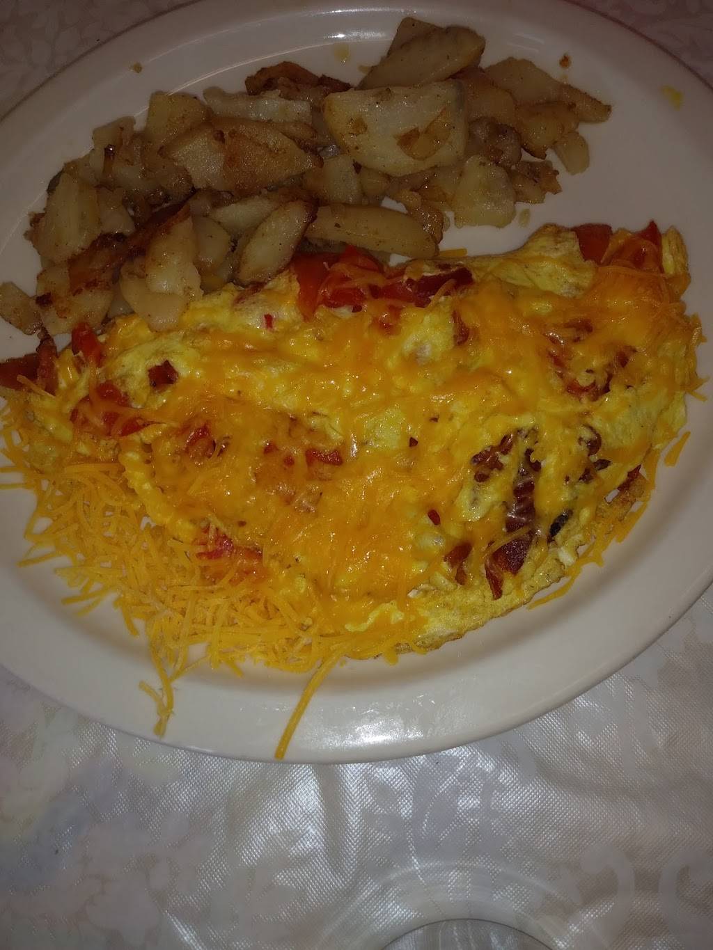 Downtown Diner | restaurant | 126 W Main St, Lakeland, FL 33815, USA | 8635834300 OR +1 863-583-4300