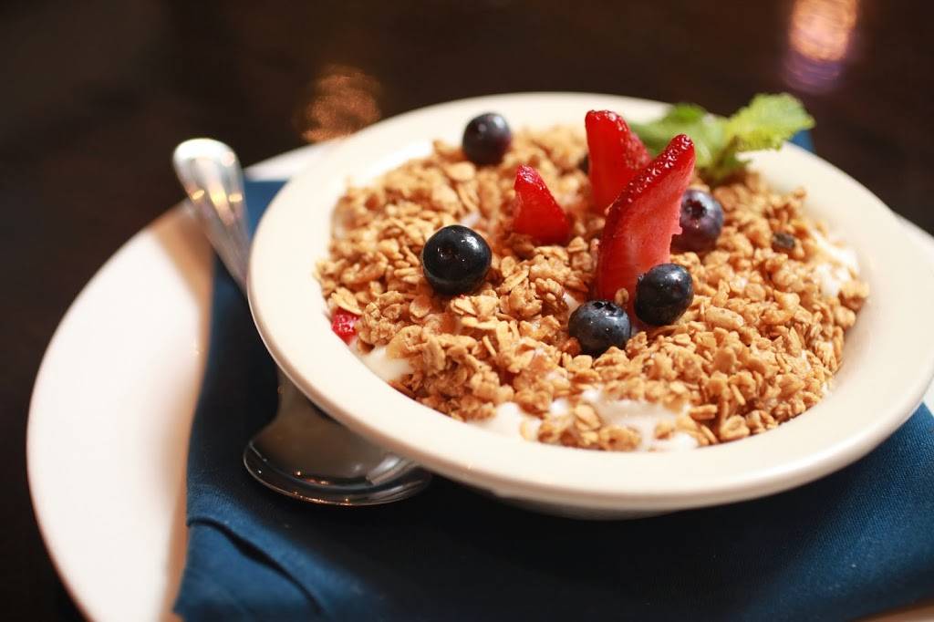 Fords Fish Shack - South Riding | restaurant | 25031 Riding Plaza, Chantilly, VA 20152, USA | 7035427520 OR +1 703-542-7520