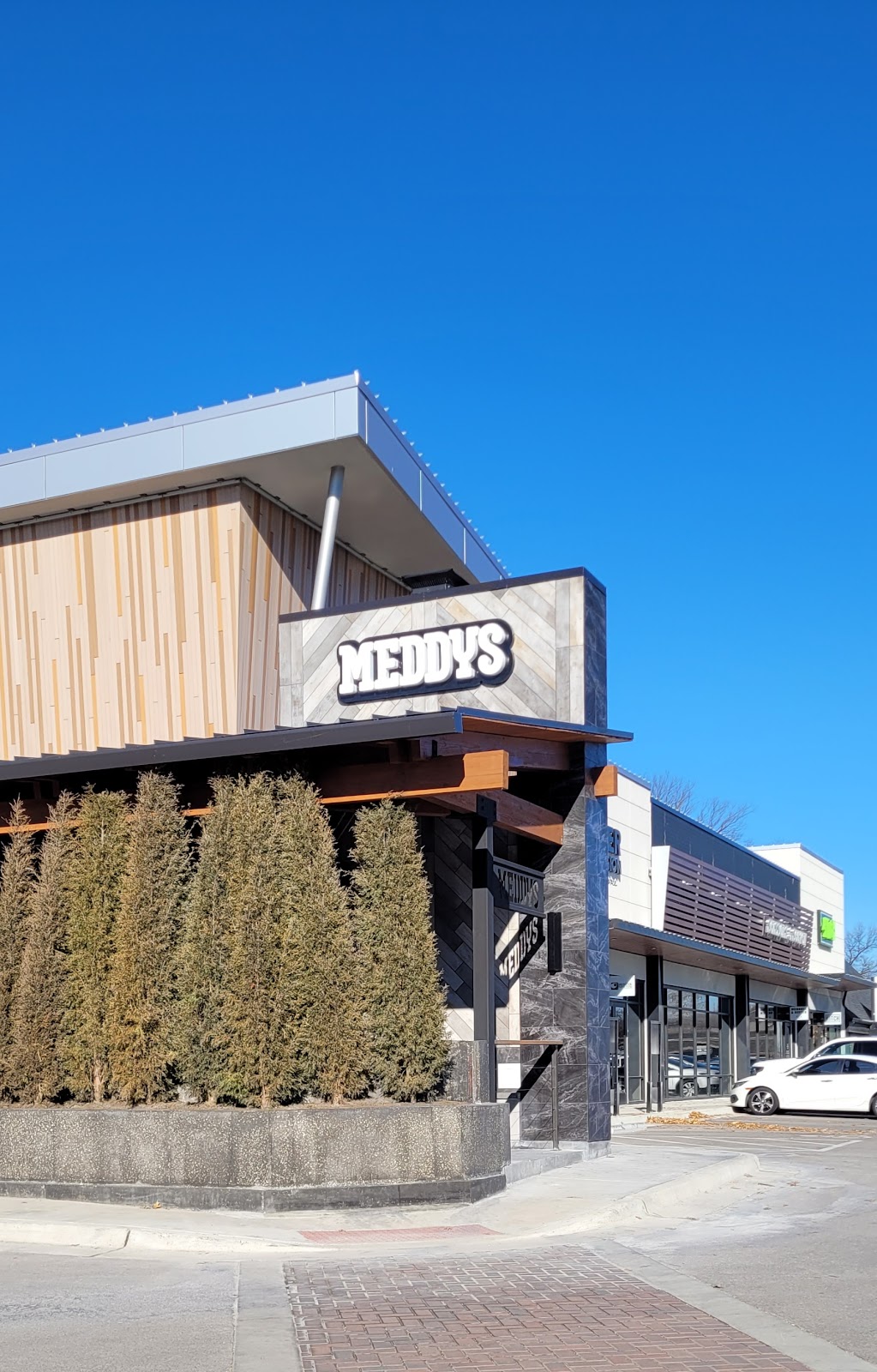 Meddys | restaurant | 4105 W 83rd St, Prairie Village, KS 66208, USA | 9138009970 OR +1 913-800-9970