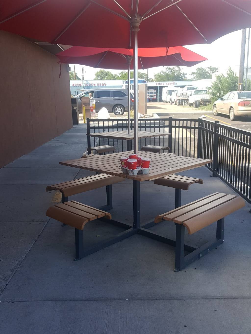 Wendys | restaurant | 2818 E Platte Ave, Colorado Springs, CO 80909, USA | 7196351088 OR +1 719-635-1088