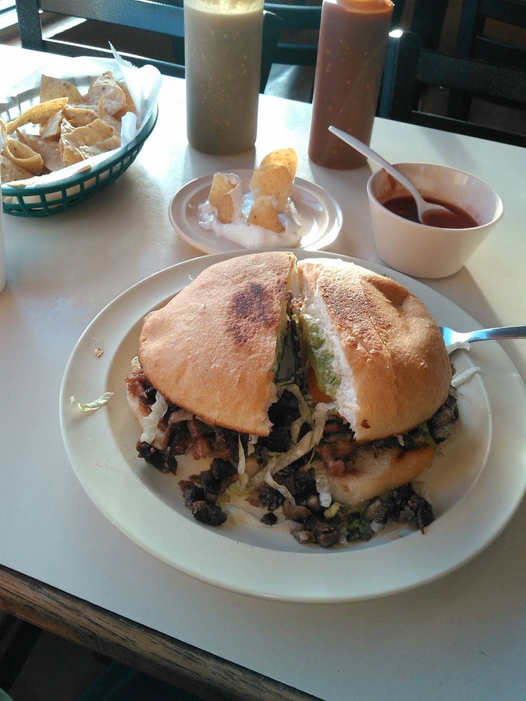 Taquería Jamay Jal | restaurant | 2500 W 51st St, Chicago, IL 60632, USA | 7737760254 OR +1 773-776-0254