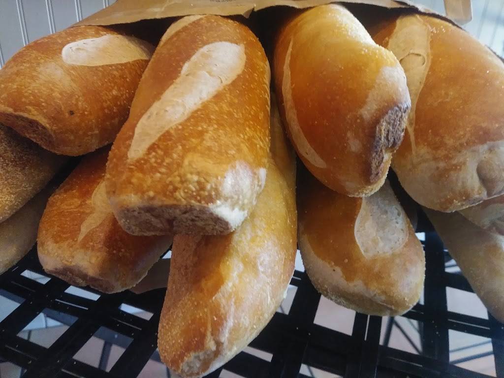 DiGuardis Italian Deli | restaurant | 417 E Port Hueneme Rd, Port Hueneme, CA 93041, USA | 8058741028 OR +1 805-874-1028