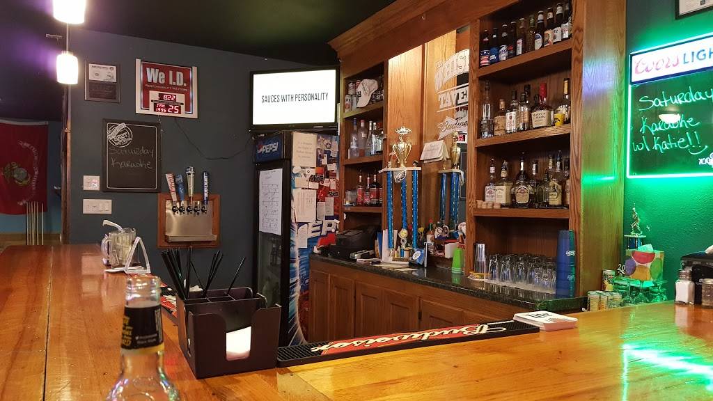 Whiskey Tavern | restaurant | 31 Main St, Newhall, IA 52315, USA | 3192235132 OR +1 319-223-5132