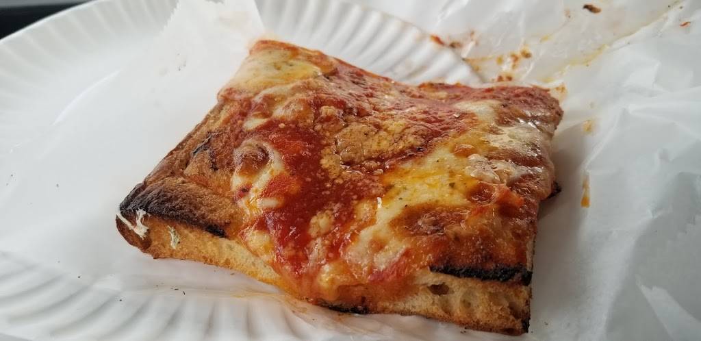 Luigis Pizza | meal takeaway | 686 5th Ave, Brooklyn, NY 11215, USA | 7184993857 OR +1 718-499-3857