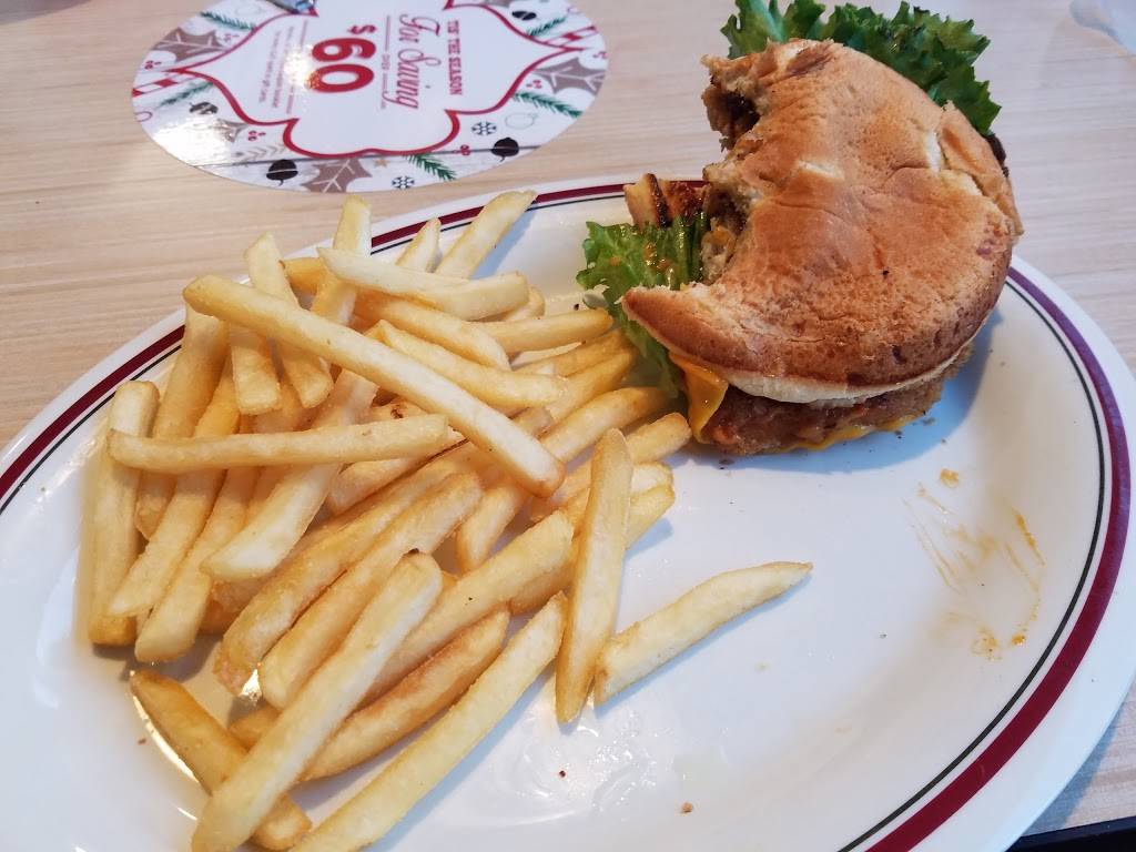 Huddle House | restaurant | 1208 North NE 5th St, Crystal River, FL 34429, USA | 3527946694 OR +1 352-794-6694