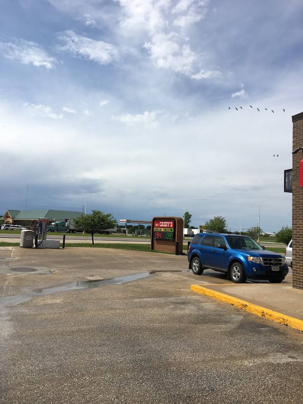 Caseys | meal takeaway | 235 Ave O, Fort Dodge, IA 50501, USA | 5155761238 OR +1 515-576-1238