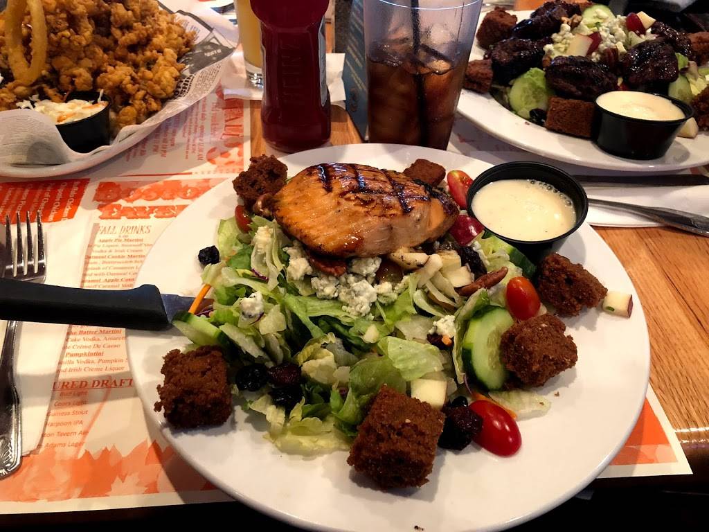 Boston Tavern | restaurant | 389 W Center St, West Bridgewater, MA 02379, USA | 5085830013 OR +1 508-583-0013