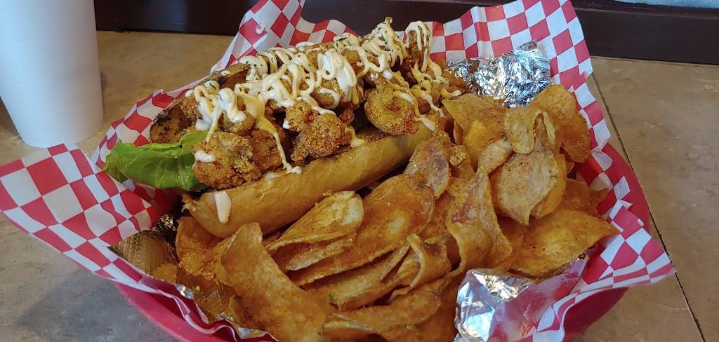 Off The Hook Seafood And More | restaurant | 125 W Britton Rd, Oklahoma City, OK 73114, USA | 4058403474 OR +1 405-840-3474