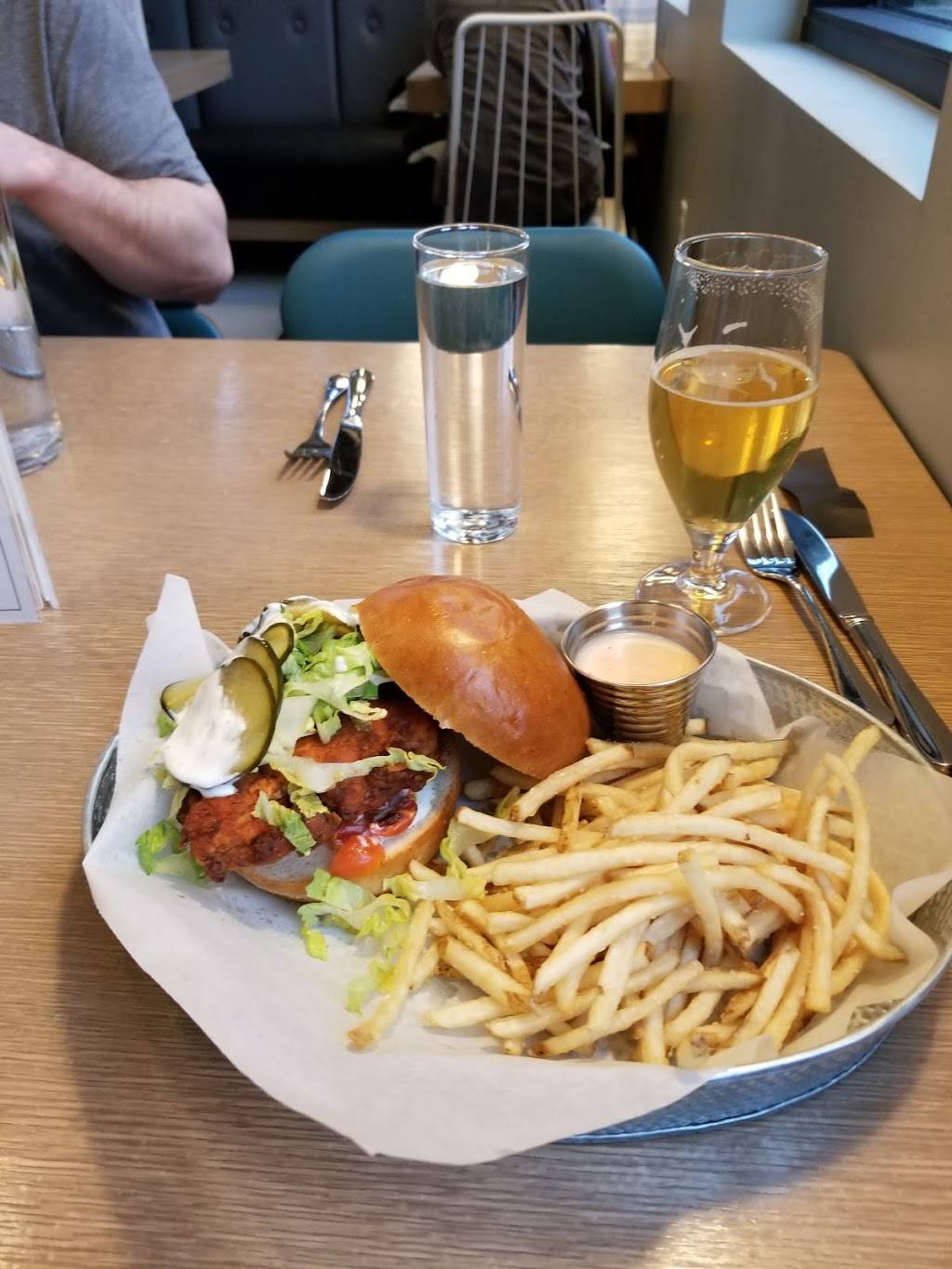 Union Bar & Soda Fountain | restaurant | 250 Jefferson St, Fort Collins, CO 80524, USA | 9708255558 OR +1 970-825-5558