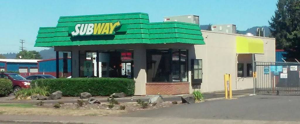 Subway | meal takeaway | 4270 Main St, Springfield, OR 97478, USA | 5417363941 OR +1 541-736-3941