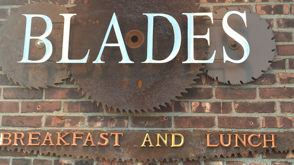 BLADES | restaurant | 1290 University Ave, Rochester, NY 14607, USA | 5852665000 OR +1 585-266-5000