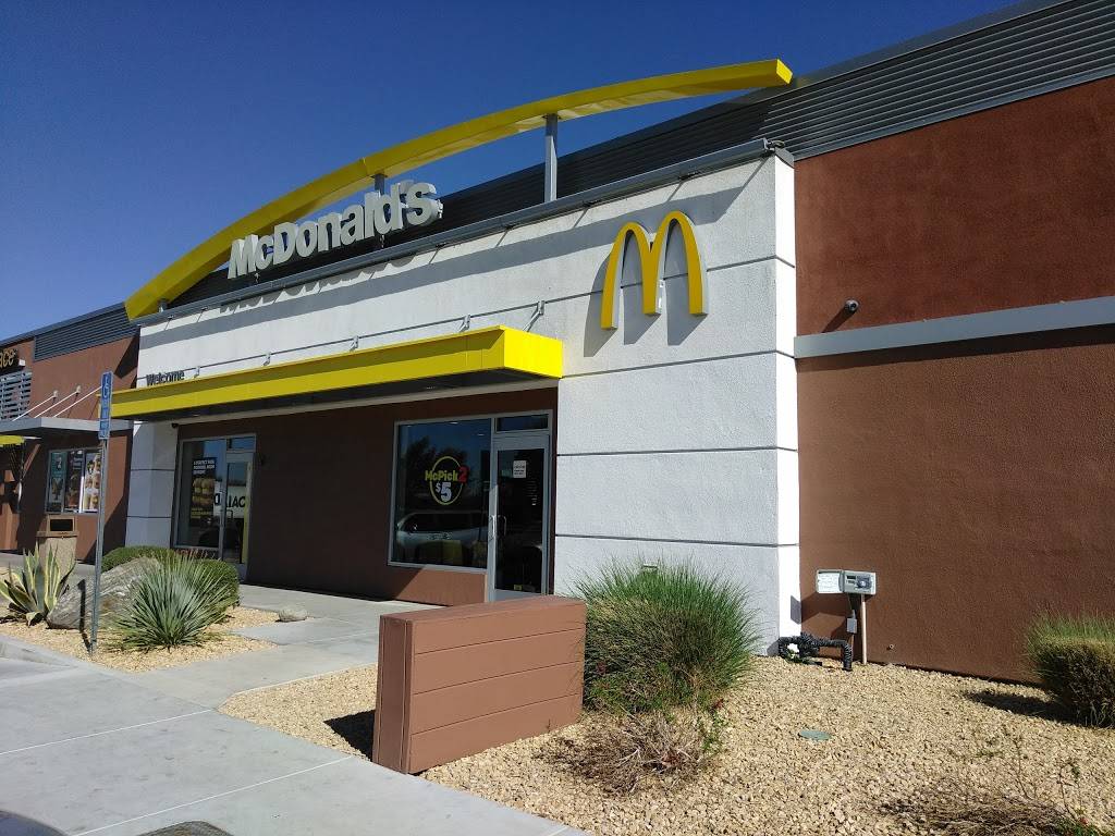 McDonalds | cafe | 19200 Bear Valley Rd, Apple Valley, CA 92307, USA | 7602470951 OR +1 760-247-0951
