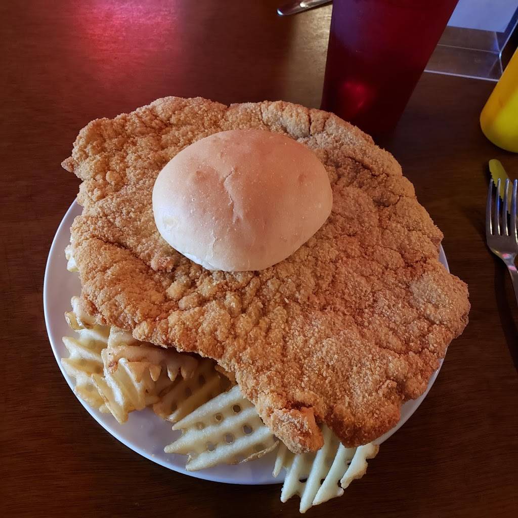 Emery Steakhouse | restaurant | 16 W Peoria St, Paola, KS 66071, USA | 9132944148 OR +1 913-294-4148