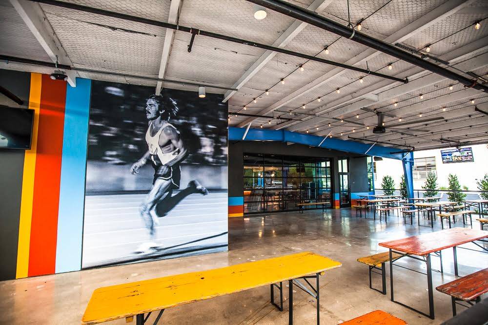 8 Track | restaurant | 2805 Manor Rd, Austin, TX 78722, USA | 5123587870 OR +1 512-358-7870