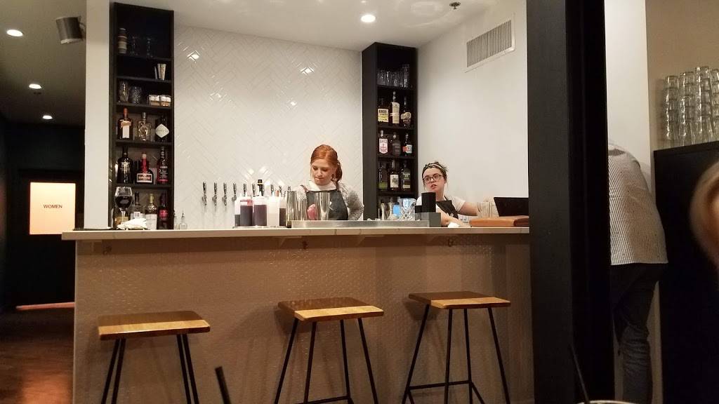 Wooden Paddle | restaurant | 212 Stephen St, Lemont, IL 60439, USA | 6303268150 OR +1 630-326-8150