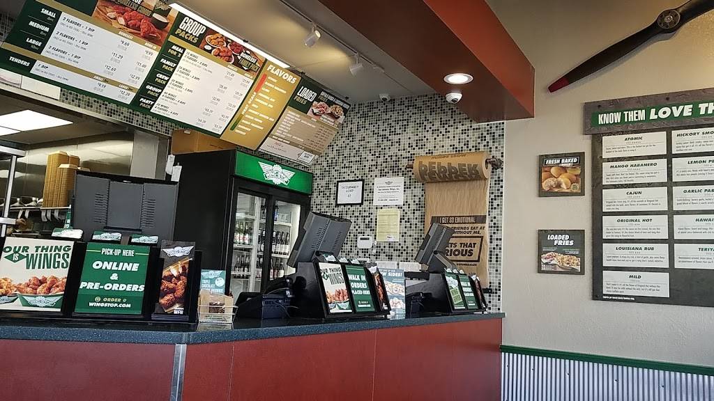 Wingstop | restaurant | 13450 Research Blvd Ste 238, Austin, TX 78750, USA | 5123319464 OR +1 512-331-9464