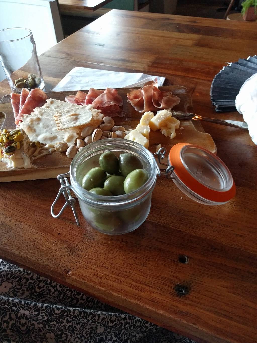 State Street Beer Company | restaurant | 606 N State St, Tacoma, WA 98403, USA | 2532920017 OR +1 253-292-0017