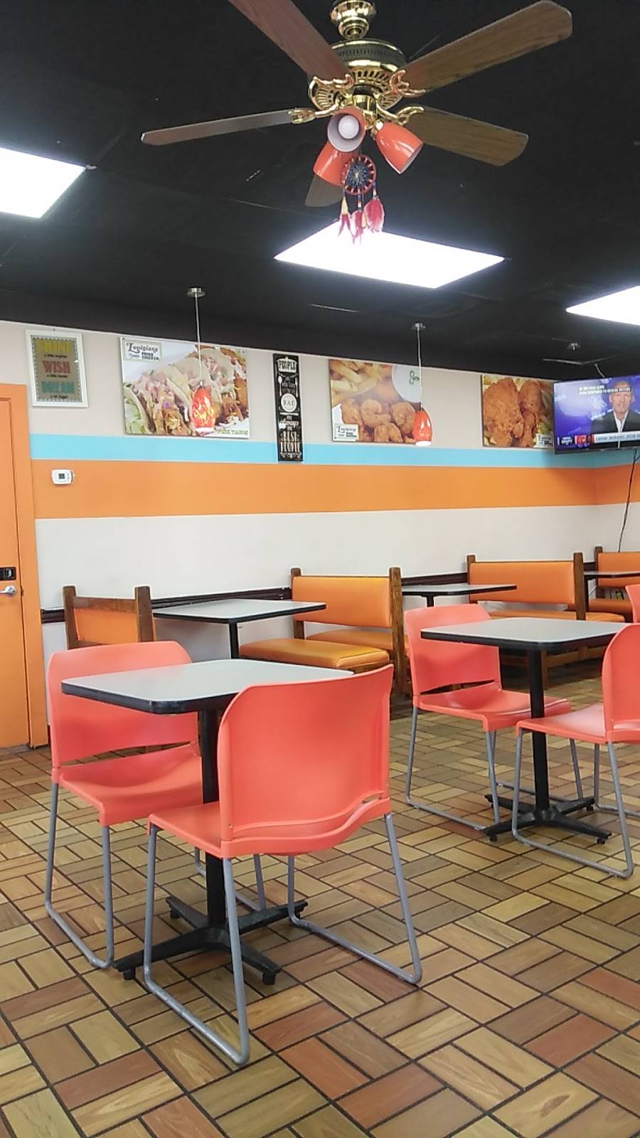 Louisiana Famous Fried Chicken & Sea Food | restaurant | 595 W Little York Rd, Houston, TX 77091, USA | 7136925332 OR +1 713-692-5332